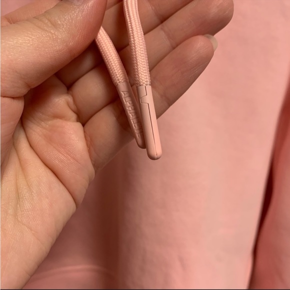 Alphalete Pink Cropped Hoodie Medium - Picture 4 of 7